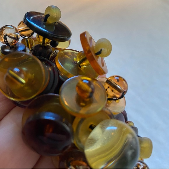 Button Bracelet - Picture 8 of 10